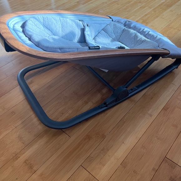 Maxi Cosi baby seat-2 in 1 seat and rocker - Picture 3 of 7